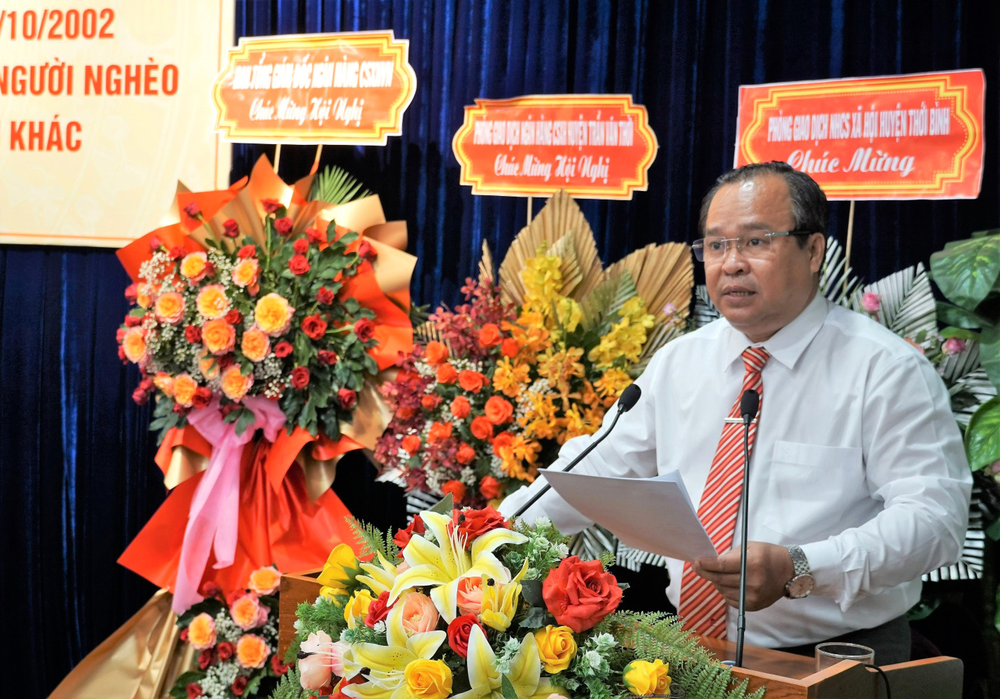 Đồng chí Nguyễn Minh Luân, Phó Chủ tịch UBND tỉnh phát biểu tại Hội nghị.